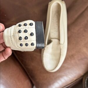 Tod’s leather driving loafers Gommino moccasins pebble-studded rubber soles